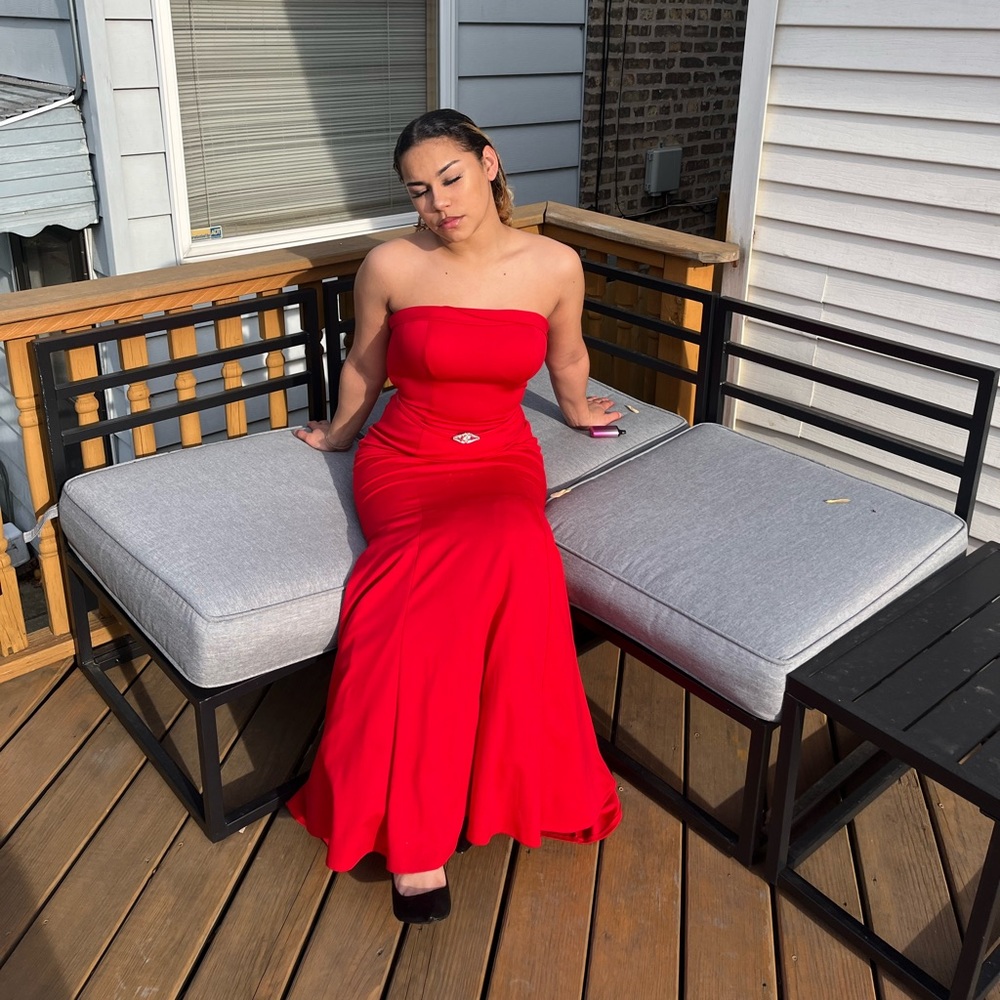 PROM DRESS